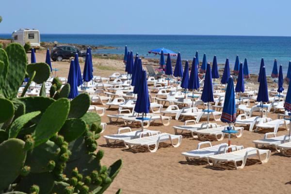 Bivani isola blu Marzamemi Esterno foto