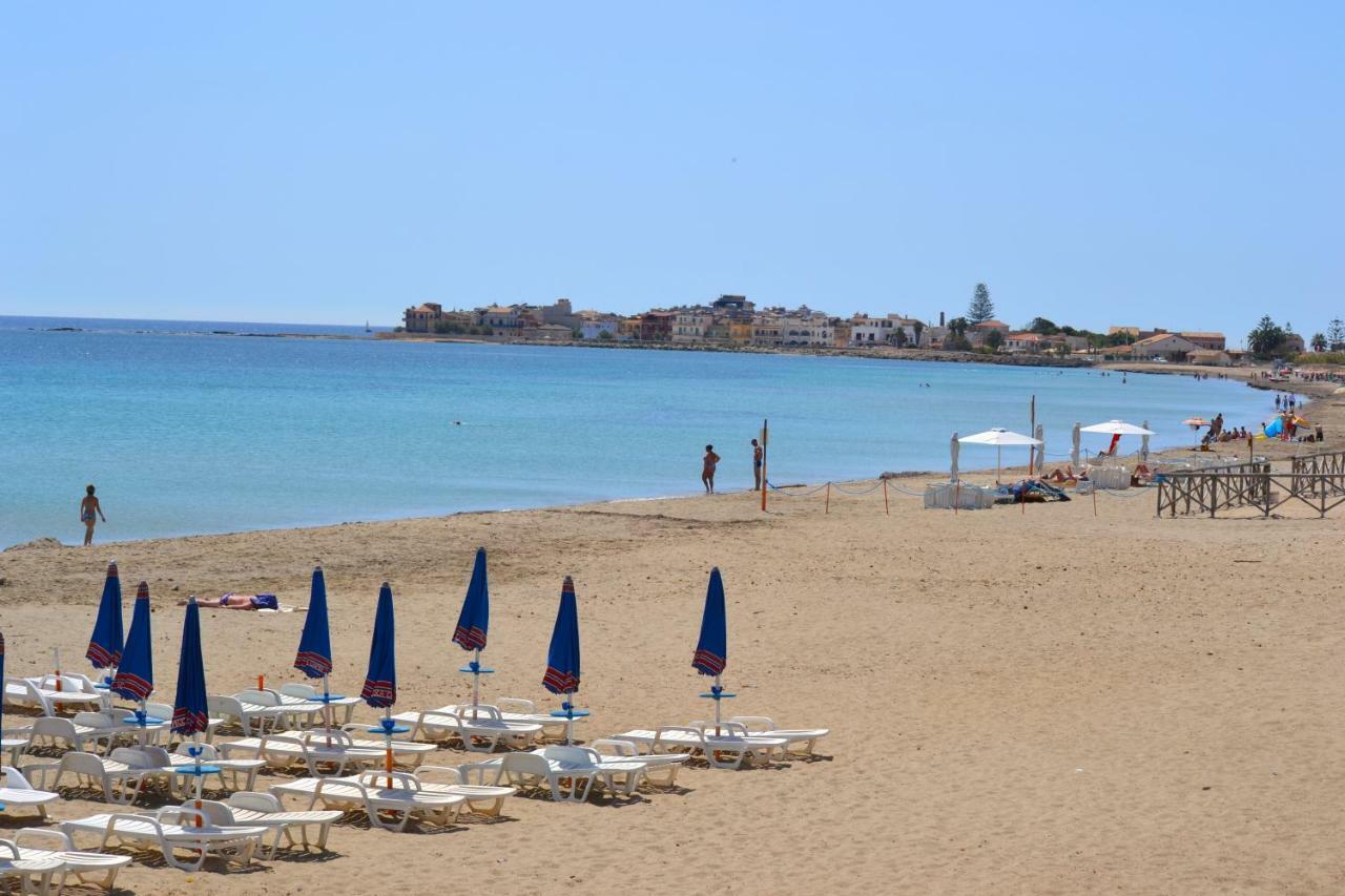 Bivani isola blu Marzamemi Esterno foto